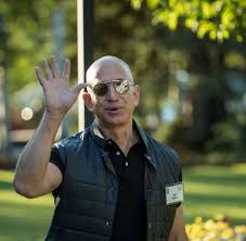 Born january 12, 1964) is an american internet entrepreneur, industrialist, media proprietor, and investor. Die 10 000 Jahre Uhr Warum Jeff Bezos Eine 42 Mio Dollar Teure Uhr In Einen Berg Baut Welt