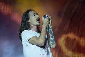Natalie bergman, brandon boyd, sarah hay. Is Incubus Vocalist Brandon Boyd Dating Sarah Hay Hollywood Zam