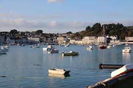 Vue De Poulgoazec A Plouhinec Sur Le Port D Audierne Audierne Iledesein Pointeduraz Tourisme Finistere Bretagne Britta Ile De Sein Bretagne Tourisme