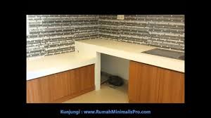 Banyak rumah minimalis yang menggunakan warna putih untuk desain interior rumahnya. Dapur Rumah Minimalis Sederhana Youtube
