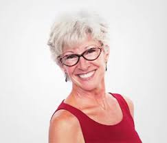 Monique Warren's Instagram, Twitter & Facebook