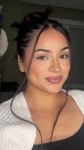 Kyra Gray's Instagram, Twitter & Facebook