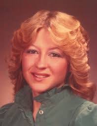 Lori Mousseau's Instagram, Twitter & Facebook