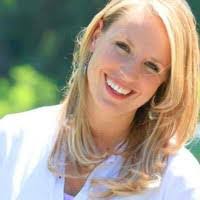 Karen Beals's Instagram, Twitter & Facebook