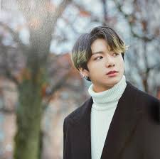 The golden maknae of bts, jungkook, was crowned as #1 best maknae by kpop fans. Bts Member Jungkook Directs Latest Video Life Goes On As K Pop Superstars Become First Korean Band To Have Two Albums Certified Platinum In A Year South China Morning Post