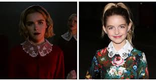 Chilling Adventures Of Sabrina Casts Kiernan Shipka S Doppelganger Mckenna Grace As Young Sabrina Teen Vogue