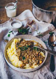 Linsen Mit Kartoffelpuree Cremig Vegan Klara S Life Rezept Linsengerichte Rezepte Kartoffelstampf