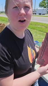 I've learned so much from this book, my brain is 200% bigger  #bookofknowledge #yardsale