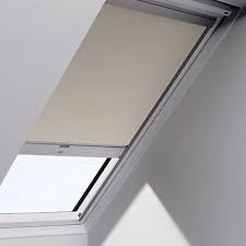 Store Occultant Motorise Fenetre De Toit Velux Dsl M04 Beige Castorama