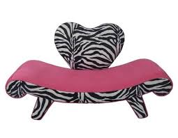 22 Furniture Design Ideas Bringing Unique Hearts Decorations Into Romantic Homes Furniture Sketch Simple Furniture Shabby Chic Furniture