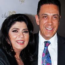 La recordada actriz de la madrastra emocionó a sus seguidores al publicar una imagen. Omar Fayad No Le Permite A Victoria Ruffo Trabajar Con Netflix