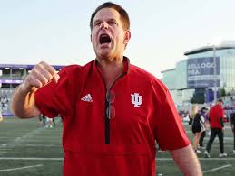 Laine Schlicher (@LaineSchlicher)