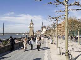To see the daily forecast, scroll to the table below. Best Time To Visit Dusseldorf Throughout The Year