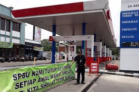 Solat terbahagi kepada solat fardu dan solat sunat. Spbu Unik Tutup Tiap Waktu Salat Tak Peduli Pendapatan Turun Yang Penting Karyawan Taat Ibadah Gridoto Com