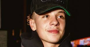 Juliano Floss revela existência de casal no elenco de Dança dos Famosos:  'Existe e não sou eu'