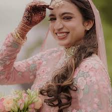 Manish Malhotra Inspired Premium Georgette Saree with Floral Embroidery  Work SKU:-GG-145 Rs 2499 free shipping For Immediately Booking :-  https://utsarees.in/collections/fresh-arrivals/products/manish-malhotra-inspired-premium-georgette-saree-with  ...