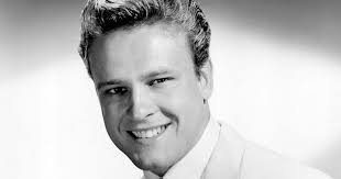 A Shroud of Thoughts: John Ericson Passes On