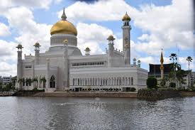 Sultan omar ali saifuddin mosque_ brunei. The Grandeur Of Sultan Omar Ali Saifuddin Mosque
