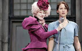 Elizabeth banks called out hollywood misogyny while being honored at women in film los angeles' crystal + lucy awards for her contribution to the film as a director, producer, and actress Elizabeth Banks Starportrat News Bilder Gala De