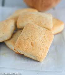 Welcome to our channel, tutakuwa tuna upload videos kila wiki, kwahiyo subscribe ili uwe unapata tarifa kila tunapoweka video mpya. Baked Soft Mandazi Immaculate Bites