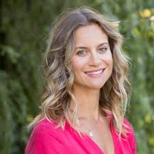 I enjoyed a lovely Christmas meet up with lots of inspiring and innovative  psychologist entrepreneurs today. What a pleasure it was! I highly  recommend giving these wonderful ladies a follow for… |