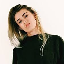 Callie Schultz's Instagram, Twitter & Facebook