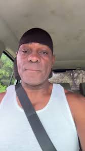 (BoDaLover) Trying to make it to the (Airport) ♥️💜💙💛💚❤️