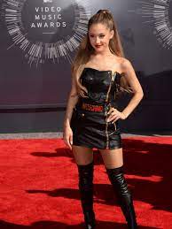 Ariana the domme