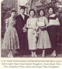 A BRIEF HISTORY OF THE DEPARTMENT OF EAST ASIAN LANGUAGES AND CIVILIZATIONS  AT THE UNIVERSITY OF CHICAGO