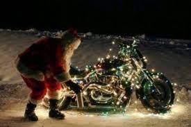 Motorcycle Christmas Lights Visit Believe In The Magic Of Christmas On Pinterest Motorcycle Christmas Best Christmas Presents Holiday Pictures