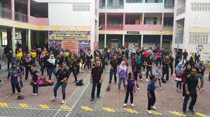 Facilities kawanku cash deposit machine kijang emas stock atm at branch maybank2u.com internet kiosk branches kawanku cheque deposit machine. Maybank On Twitter Regional Director Region Johor Melaka Mr Alan And Team Participating Zumba Exercise Together At Sk Nusantara Gelang Patah To Promote Healthy Living For Maybankcrday2018 Maybankcares Https T Co Qomyeo4klh