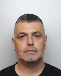 Video of drug dealers with axe in Sankey Valley Park