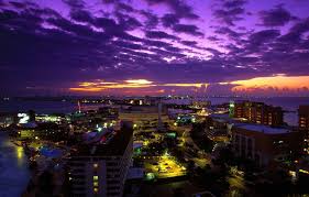 Cancún is a city in southeast mexico on the northeast coast of the yucatán peninsula in the mexican state of quintana roo. Wallpaper Sunset The City Lights Mexico Night Mexico Cancun At Twilight Cancun Images For Desktop Section Gorod Download