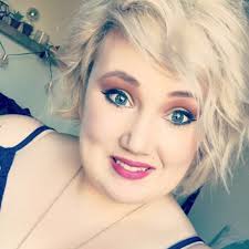 Lesley Stone (@lesleyl_stone)