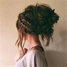 If you need a little inspiration for your next fitness hairstyle, perhaps these cute easy 'dos (and more complicated ones) will do the trick. 50 Summer Hairstyles You Ll Want To Try Asap For Fun In The Sun Hair Motive