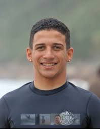 Surfista sebastianense Caio Costa embarca para disputar mundial júnior nos  EUA