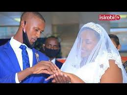 Переглядів 11 тис.10 місяців тому. Imodoka Bayinyemereye Josiane Yavuze Byinshi Abantu Bibazaho Youtube