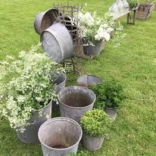 L Armoire De Camille Beaux Jardins Idee Deco Jardin Idees Jardin