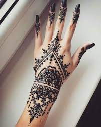All designs has create with simple and easy pattern. Artistic And Intricate Henna Tattoo Designs Body Tattoo Art