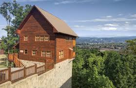 A smoky mountain vacation will truly create memories that will last a lifetime. Outrageous Cabins Llc Sevierville Tn Resort Reviews Resortsandlodges Com