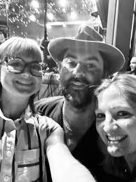 Pittsburgh show was phenomenal. They started late and didn't play diamonds. 