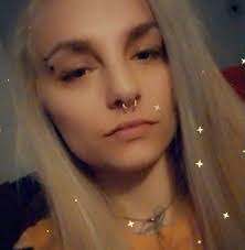 Sabrina Michelle's Instagram, Twitter & Facebook