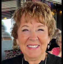 I found this pretty nameplate necklace in the parking lot at the Dunkin