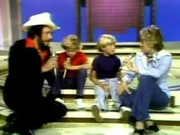 In 1970, bare moved to mercury records and found success with two early kris kristofferson compositions, 'come sundown' and 'please don't tell me how the story ends'. Bobby Bare And The Family Singin In The Kitchen Youtube