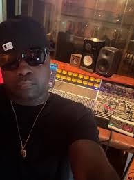 Studio studio studio