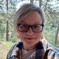 Jennifer Weddle's Instagram, Twitter & Facebook