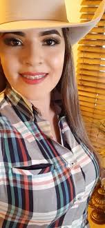 Pregunta seria ... Rey pobre o Trono caido ? 🎵🎵🍺 #ozeamusic #sahiramoreno