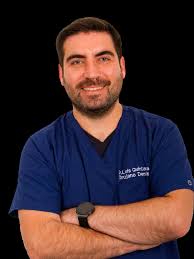 Dr. Hernán Ríos Tapia