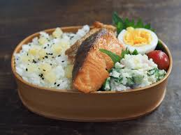 お 弁当 ポテト サラダ