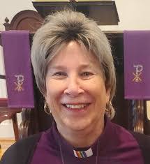 Renee Manning's Instagram, Twitter & Facebook